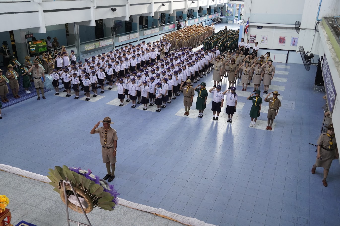 โรงเรียนอนุบาลวัดนางนอง ได้จัดพิธีวางพวงมาลา และถวายราชสดุดี เนื่องใน“วันสมเด็จพระมหาธีรราชเจ้า”