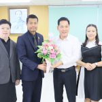 ผู้บริหารโรงเรียนอนุบาลวัดนางนอง ร่วมแสดงความยินดีกับ นายชาติชาย กุละนำพล เนื่องในโอกาสได้รับการแต่งตั้งให้ดำรงตำแหน่ง ผู้อำนวยการเขตจอมทอง